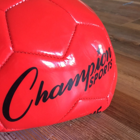 Champion Sports Extreme Red soccer ball - Picture 2 of 3
